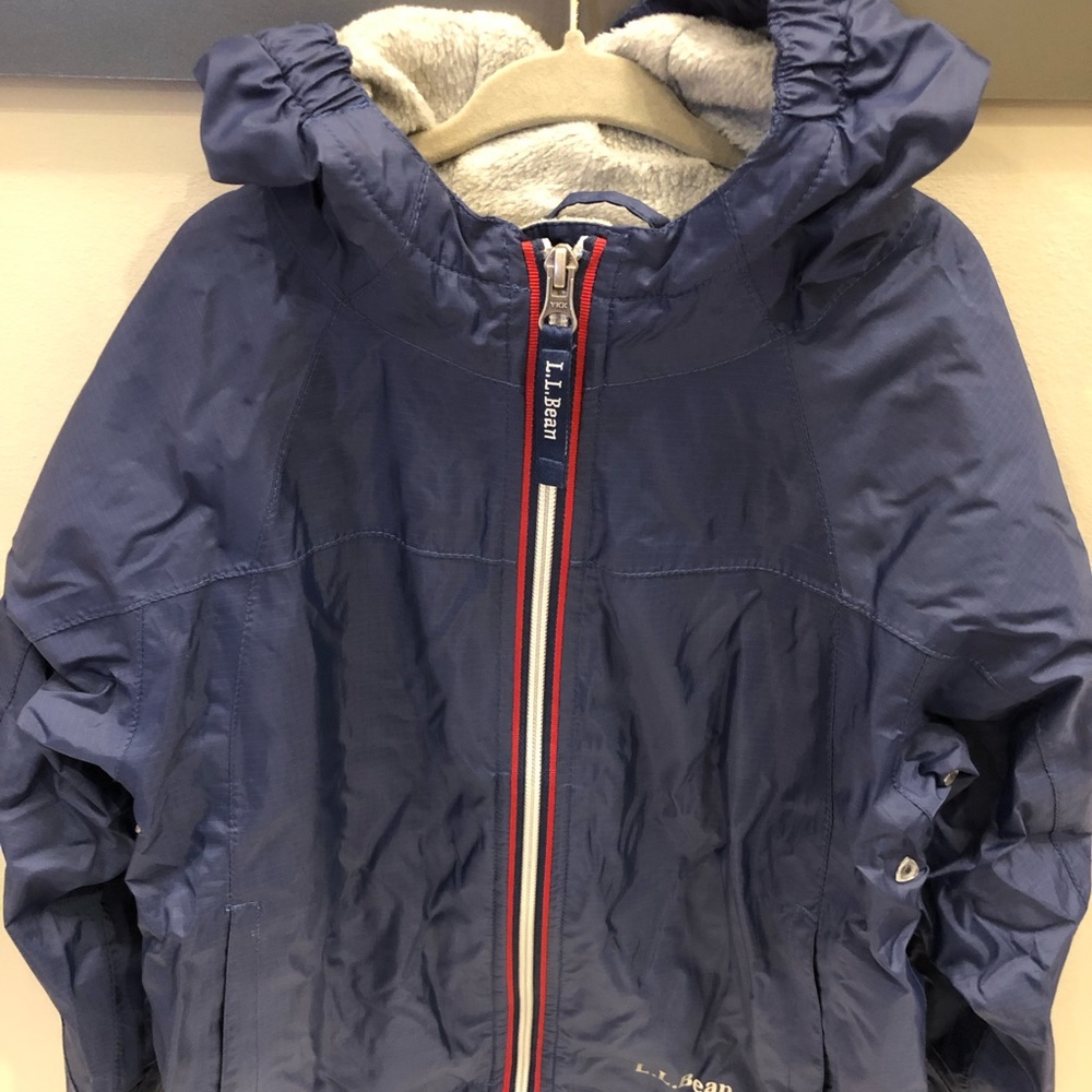 LL Bean Boys Discovery Rain Jacket Lined size 5/6